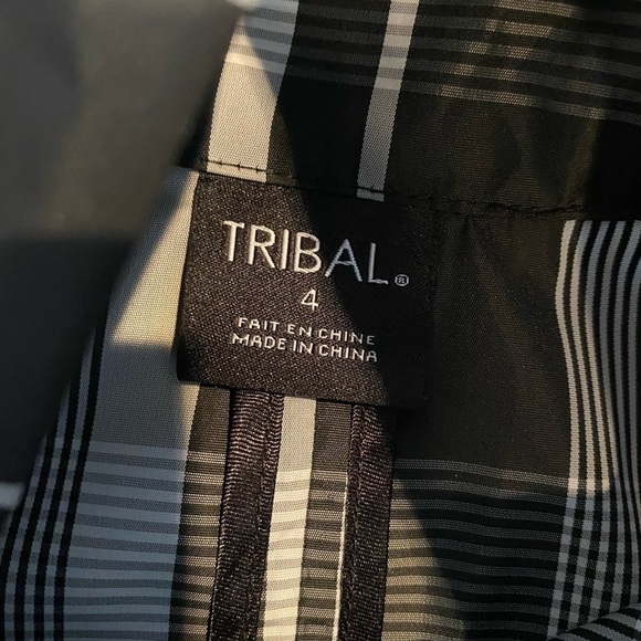 Tribal lightweight plaid jacket size 4 - Picture 2 of 4